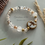 Armband Odonata - maansteen met Bergkristal + vergulde tussen kraaltjes - (handmade) image 1