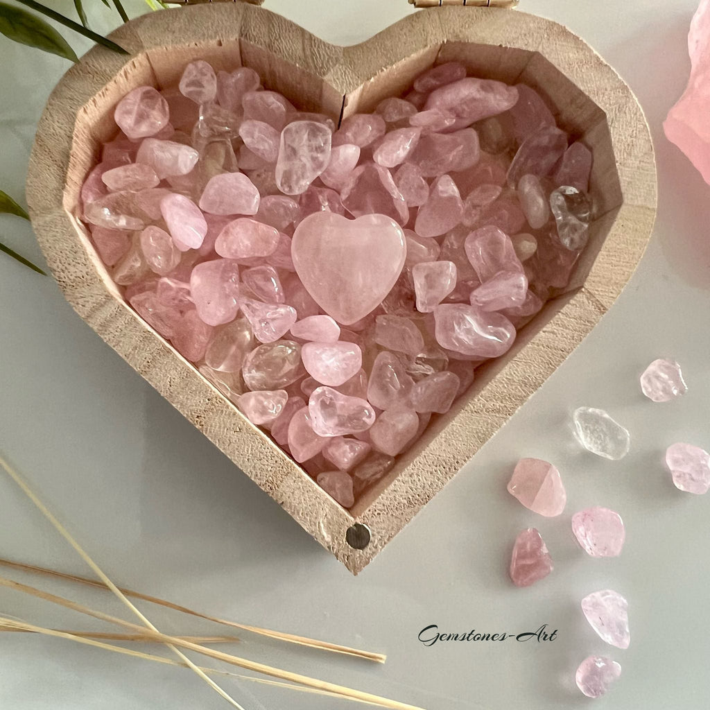 Rozenkwarts &amp; bergkristal (houten hart doosje) image 0