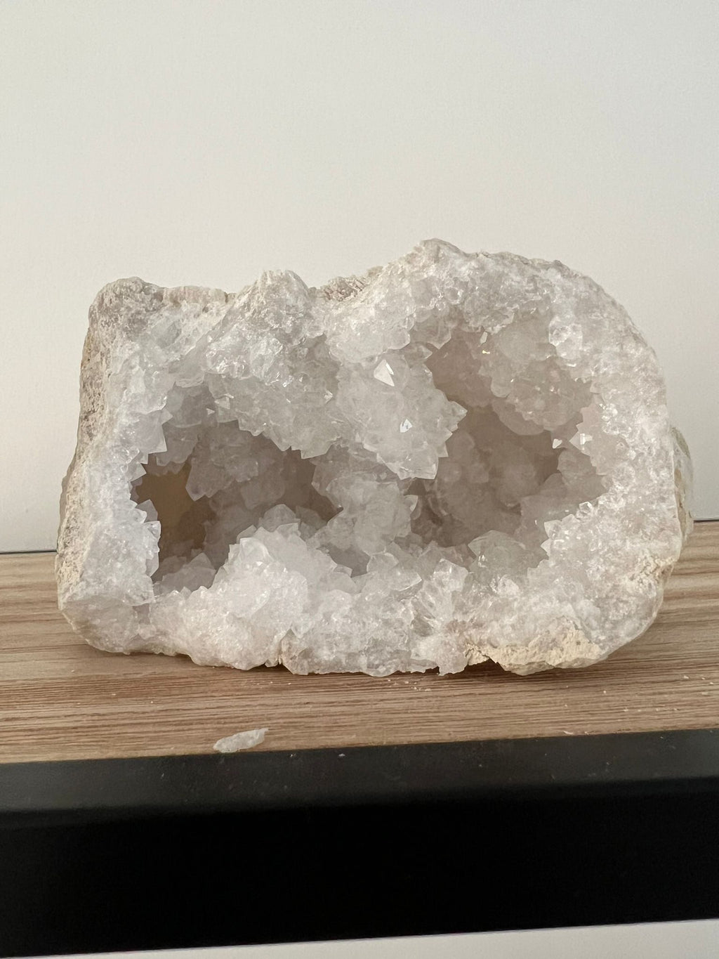 Bergkristal Geode image 1