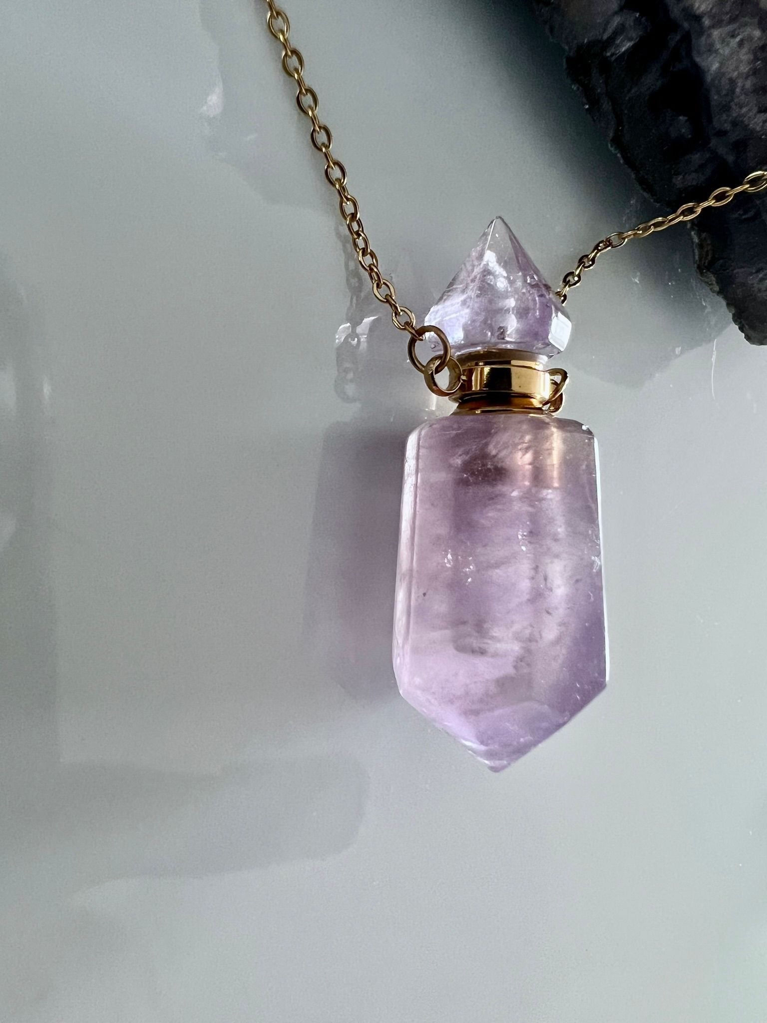 Parfum amethist bottle image 1