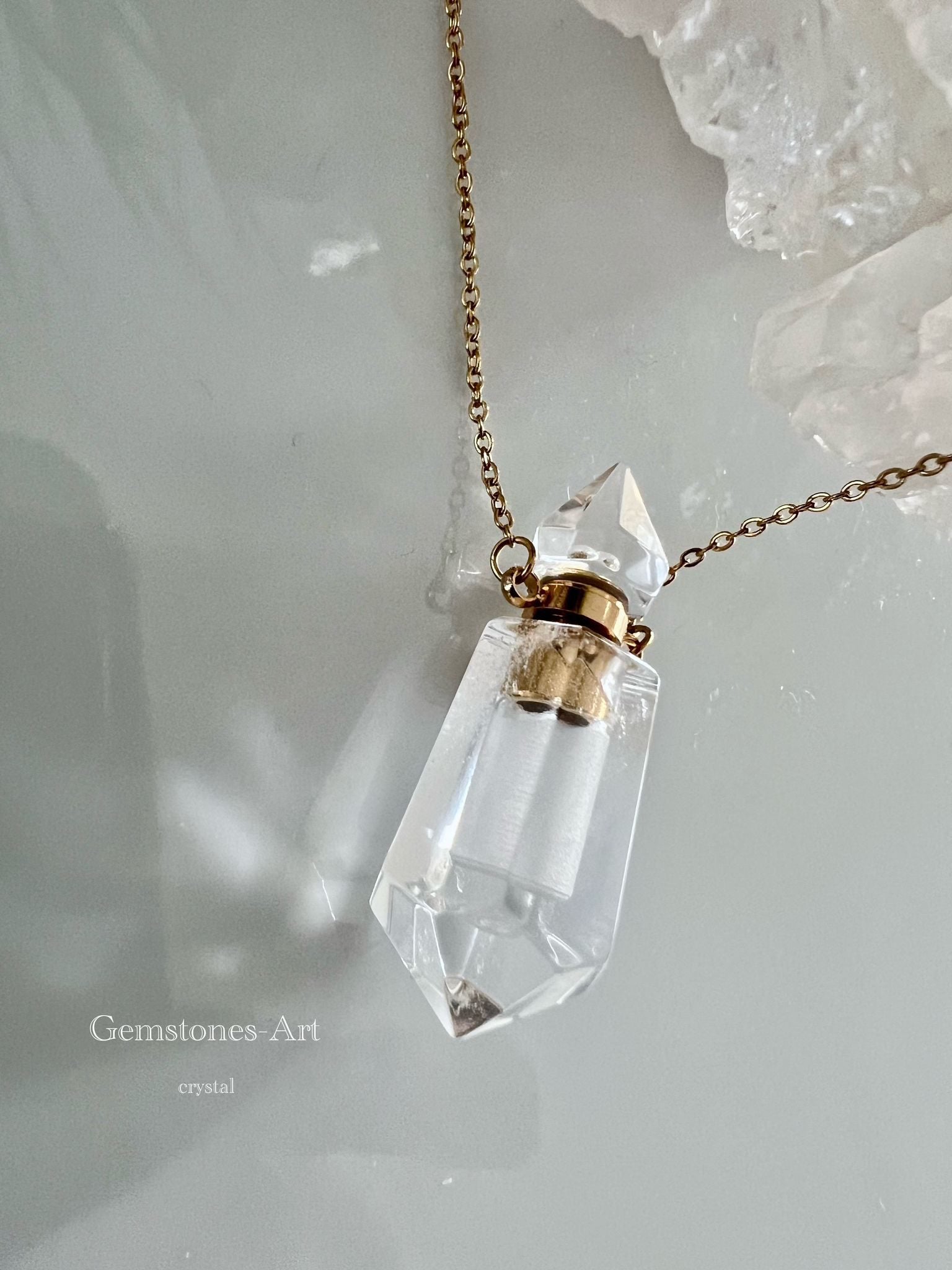 Parfum Clear Crystal bottle image 2
