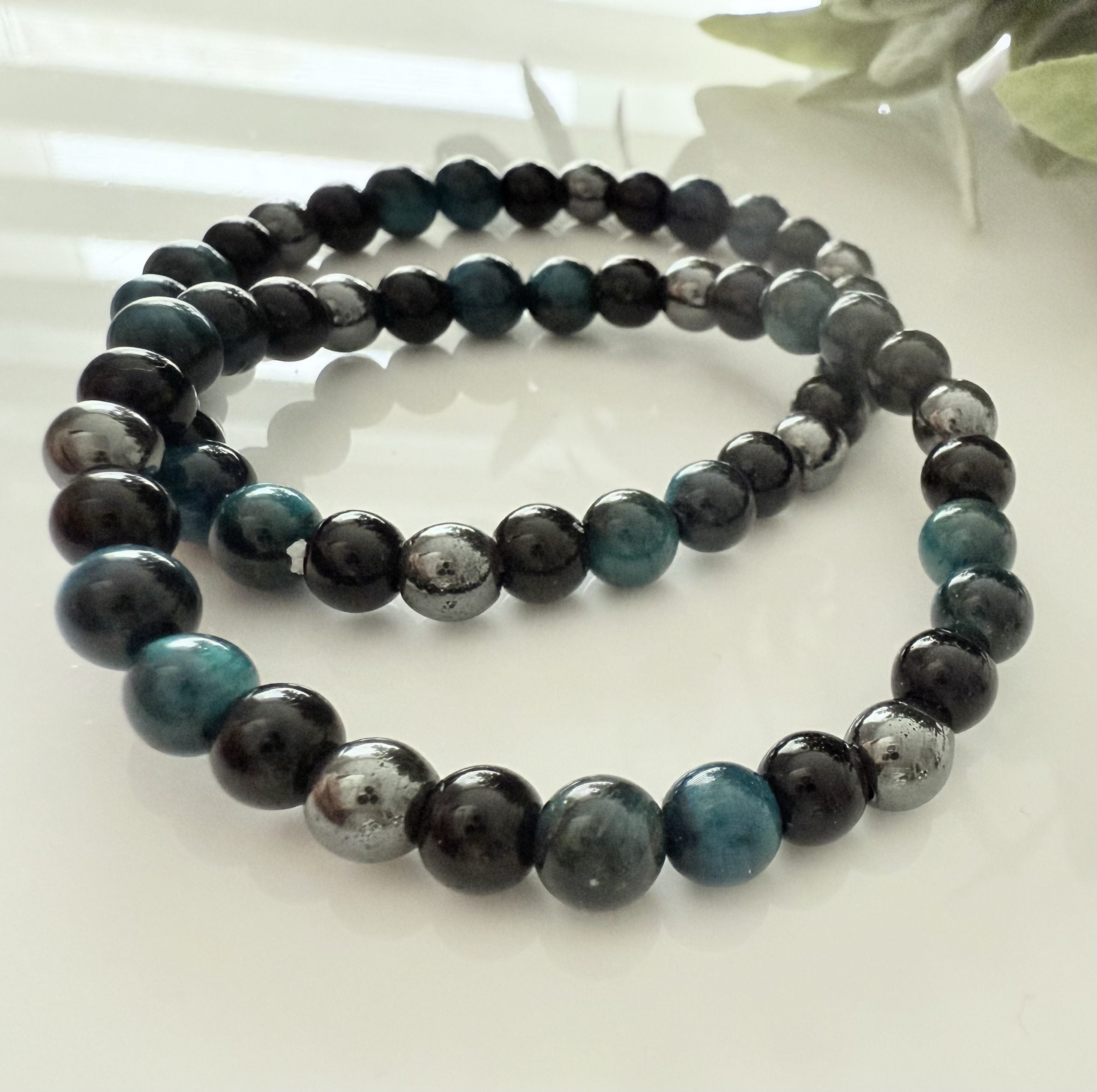 Herenarmband - obsidiaan, hematiet, valkenoog image 1