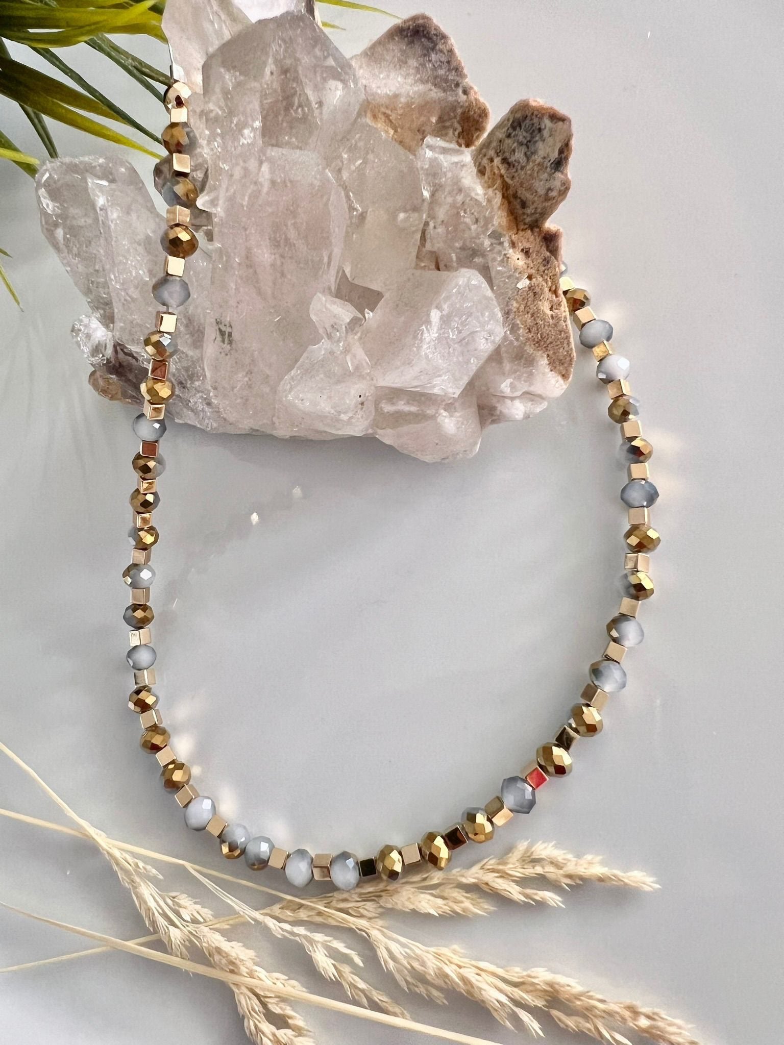 Dames ketting Czech Glaskraal goud/lichtgrijs ( Handmade) image 3