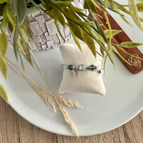 Armband maansteen met vlinder image 1