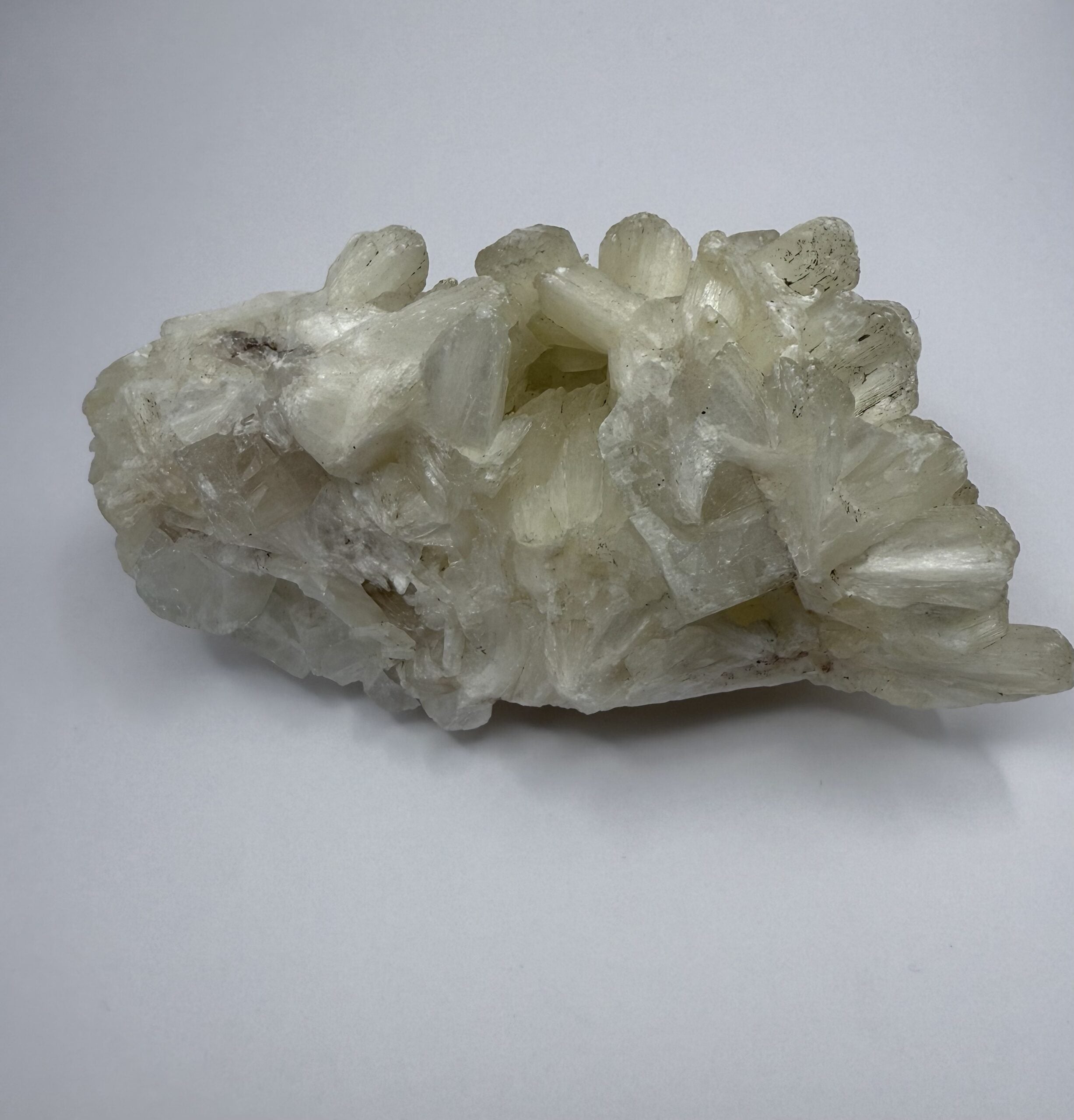 Stilbiet cluster image 2