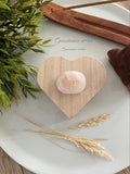 Houten cadeau hart met gouden driehoek edelsteentjes image 0