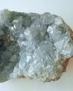 “unieke natuurlijke Celestien cluster”