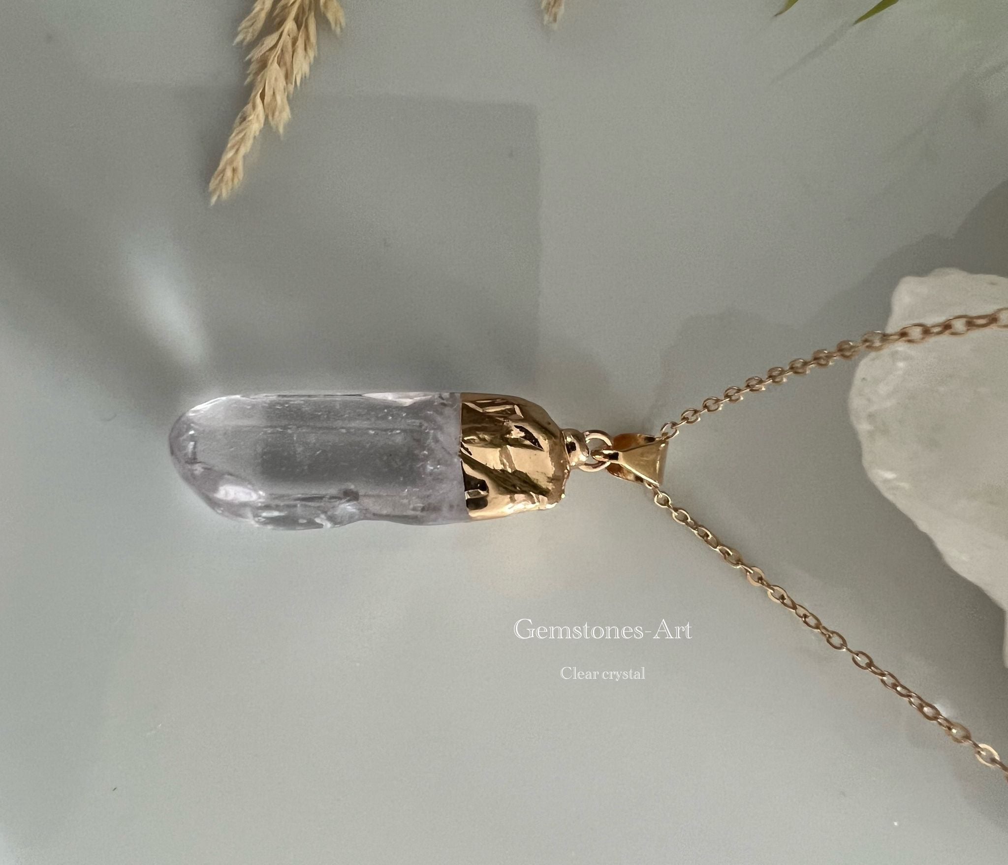 Bergkristal hanger met ketting image 2