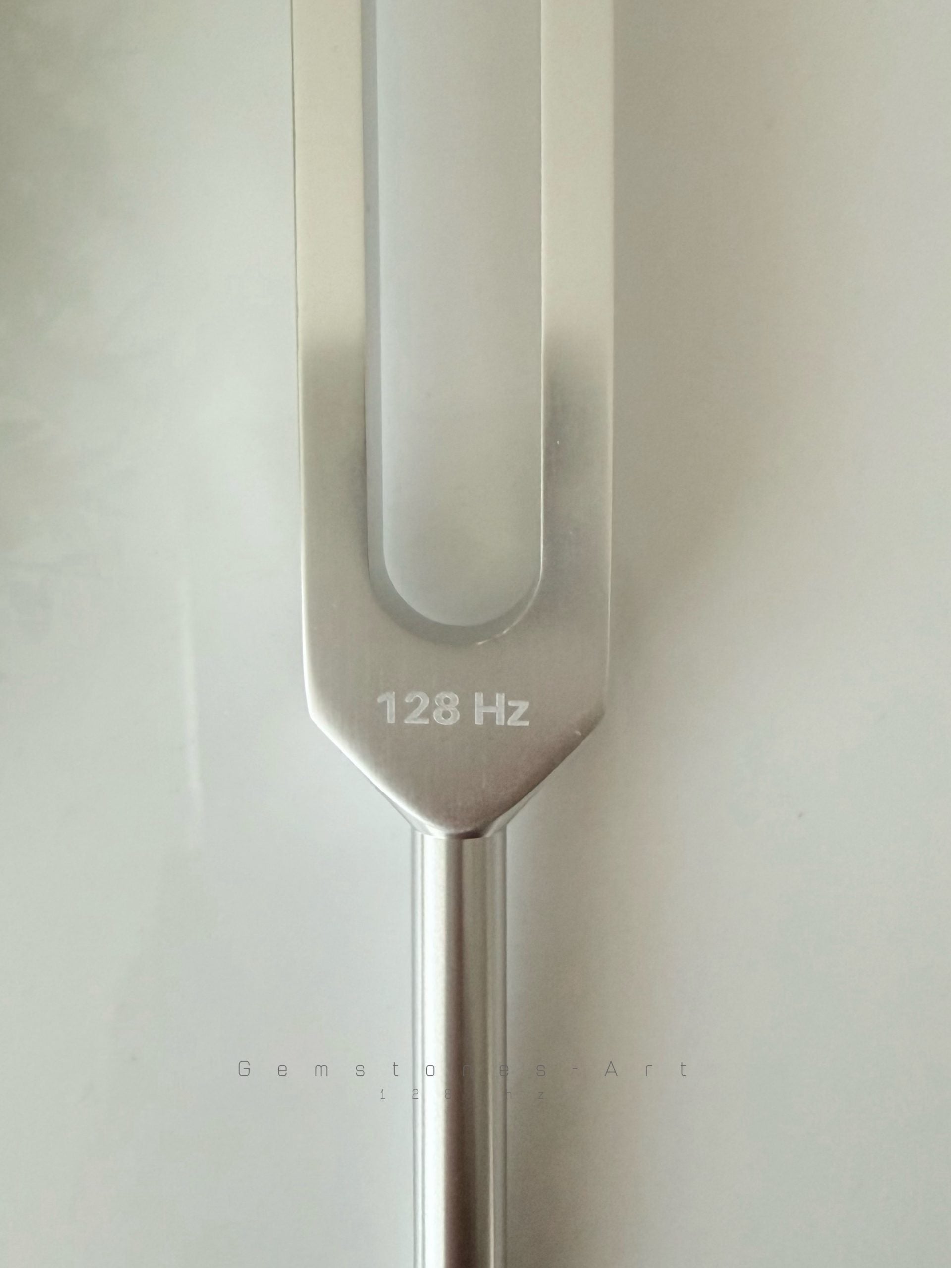 Stemvork aluminium 128 HZ image 2