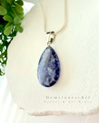 Sodaliet hanger met ketting image 1