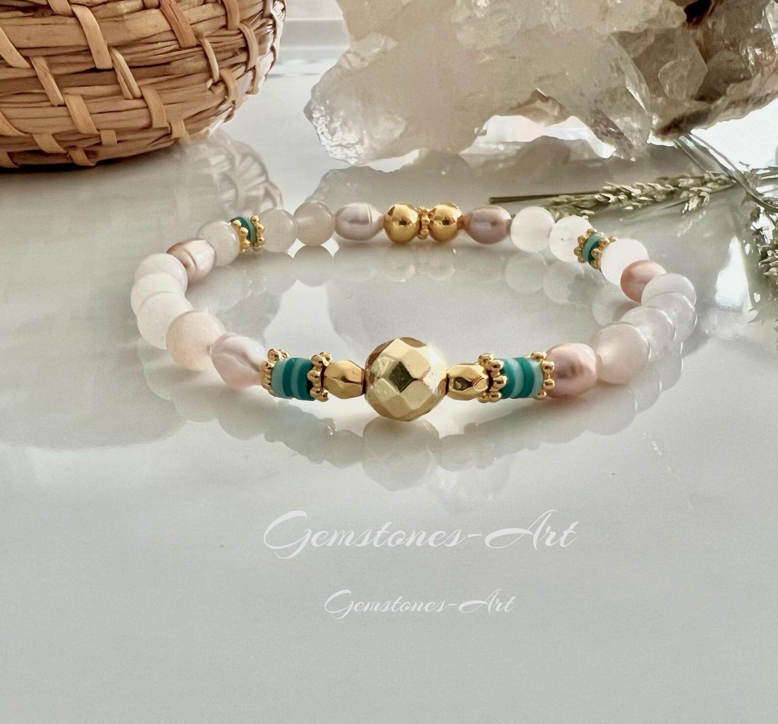 Armband  / witte jade / zoetwaterparel / vergulde facet kralen -(handmade) image 3