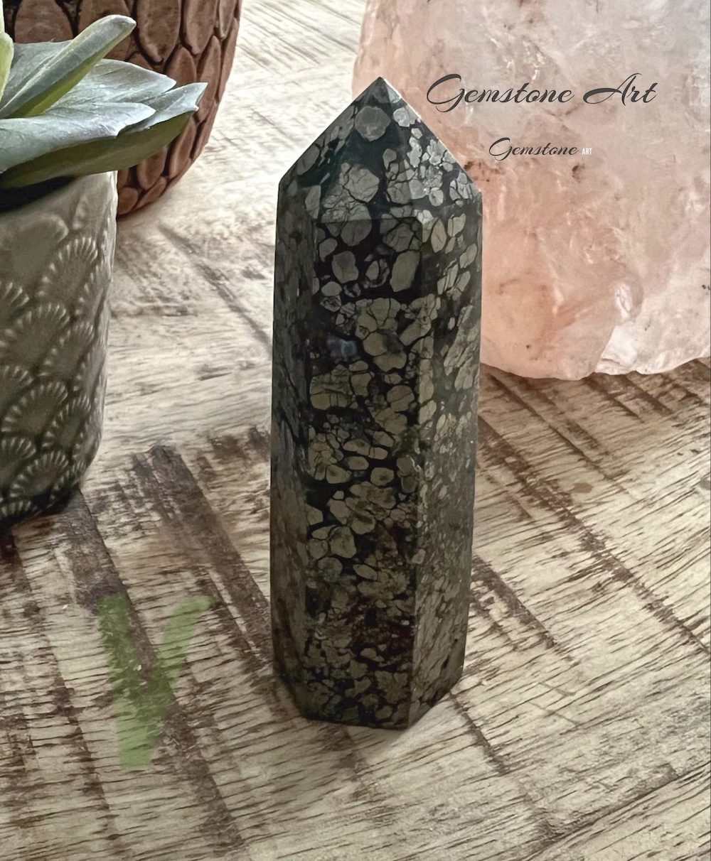 Agaat obelisk met pyriet image 0