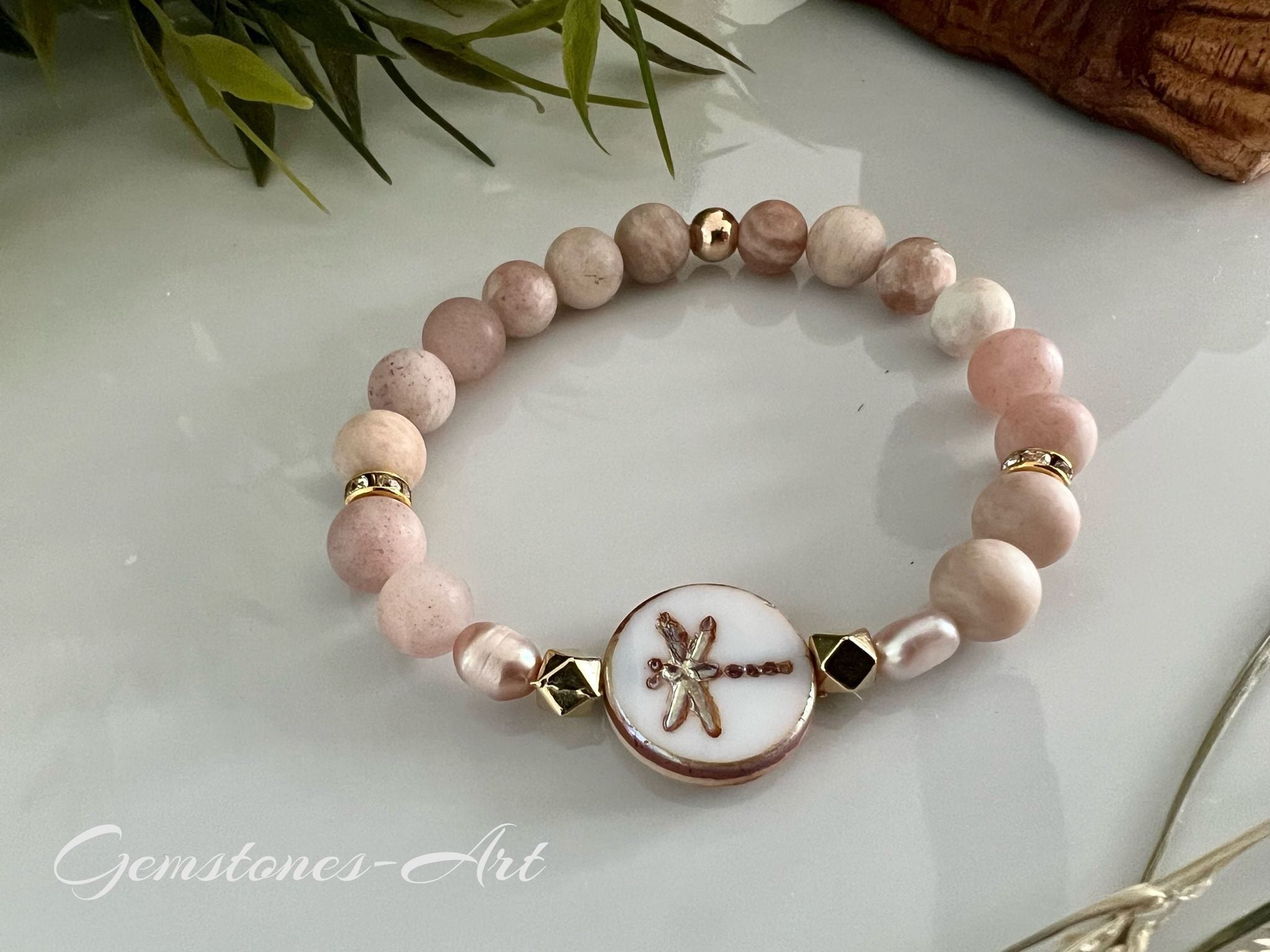 Armband Zonnensteen kraal met Libelle tussenbedel - (handmade) image 1