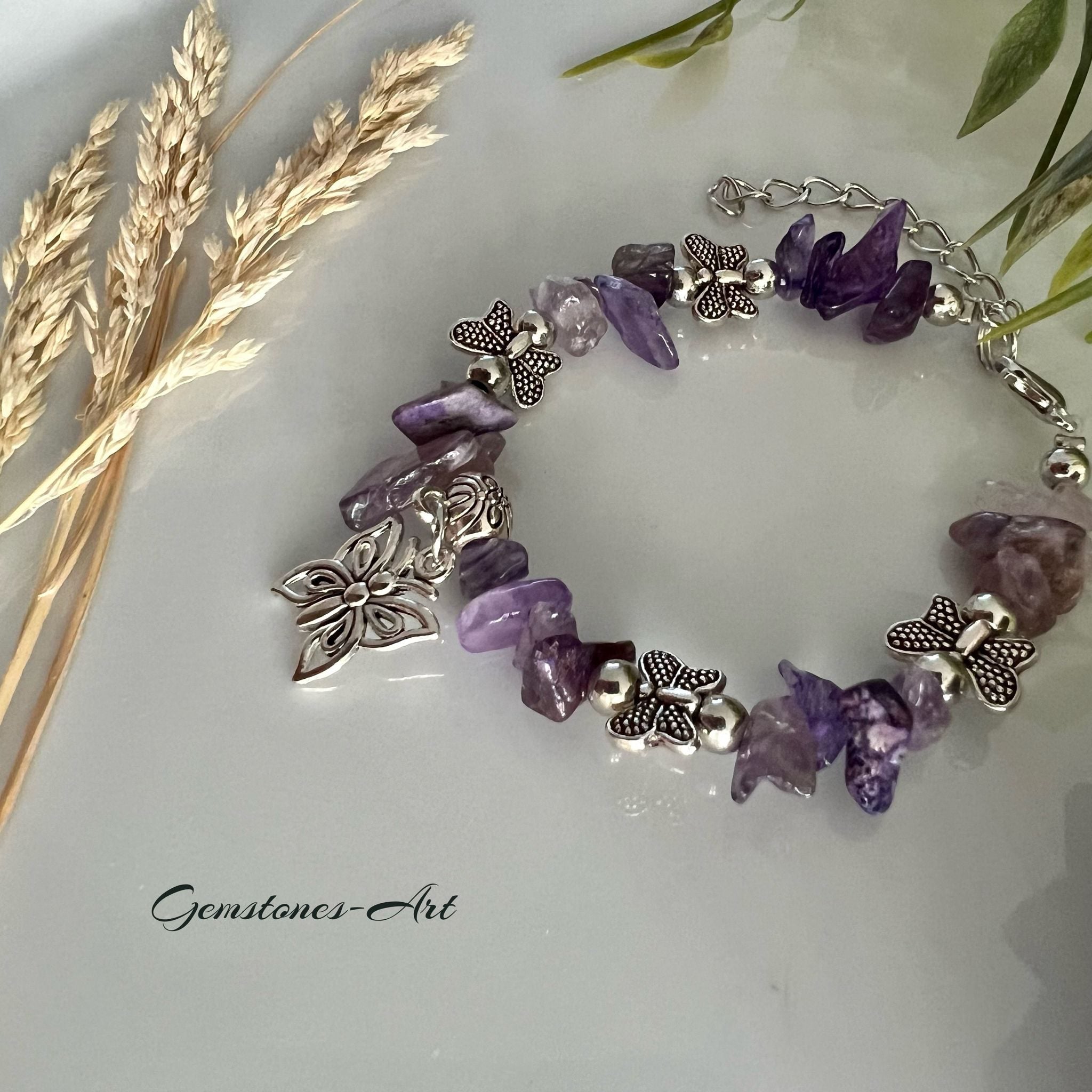 Amethist armband  met vlinder image 2