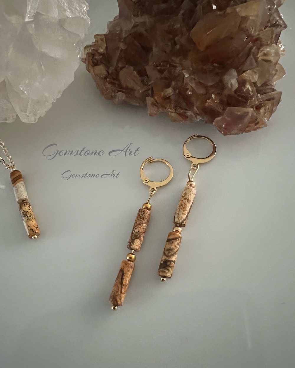 Ketting & oorbellen versteend hout image 1