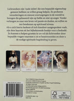 Universum orakelkaarten en boek image 3