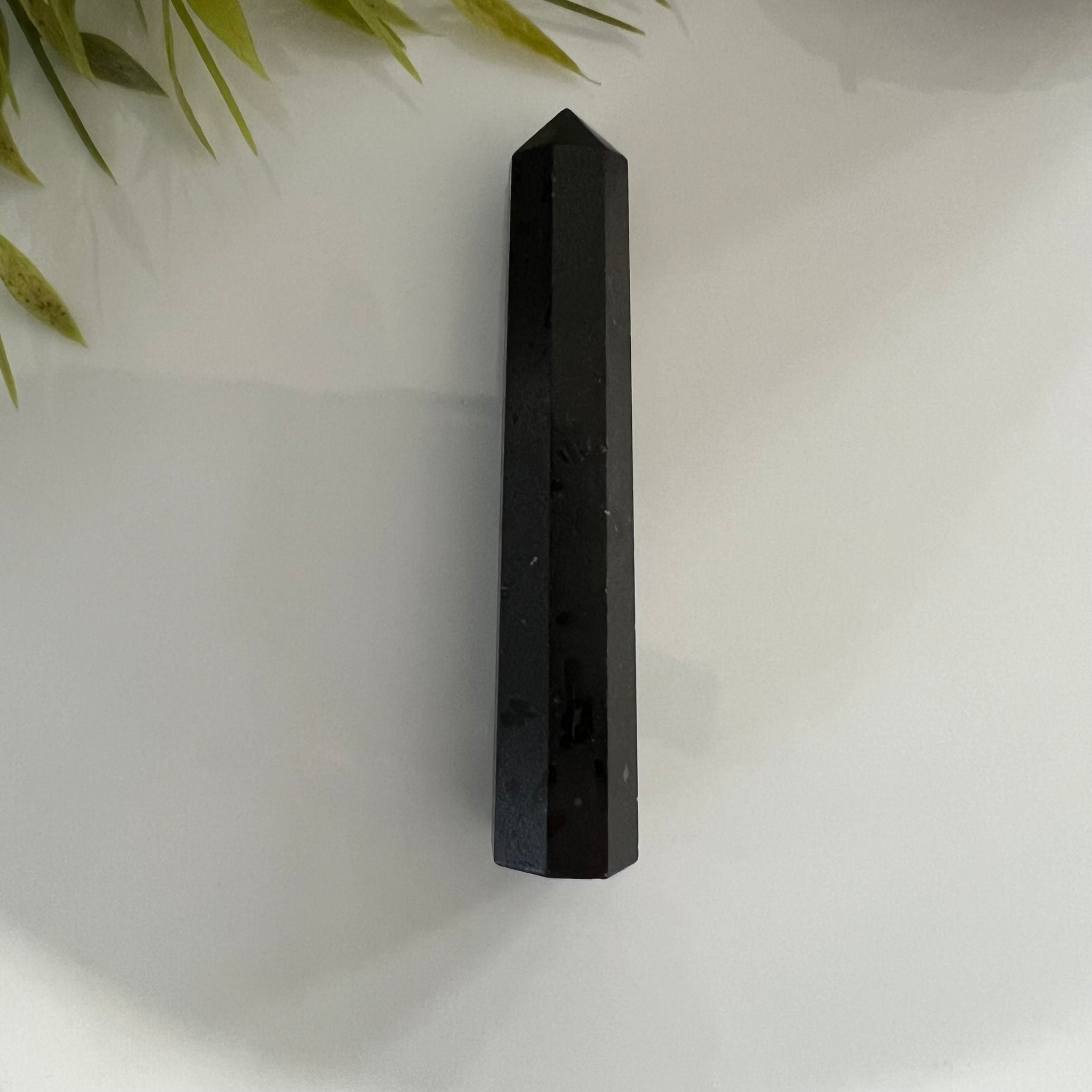 Obelisk punt zwarte Toermalijn image 0
