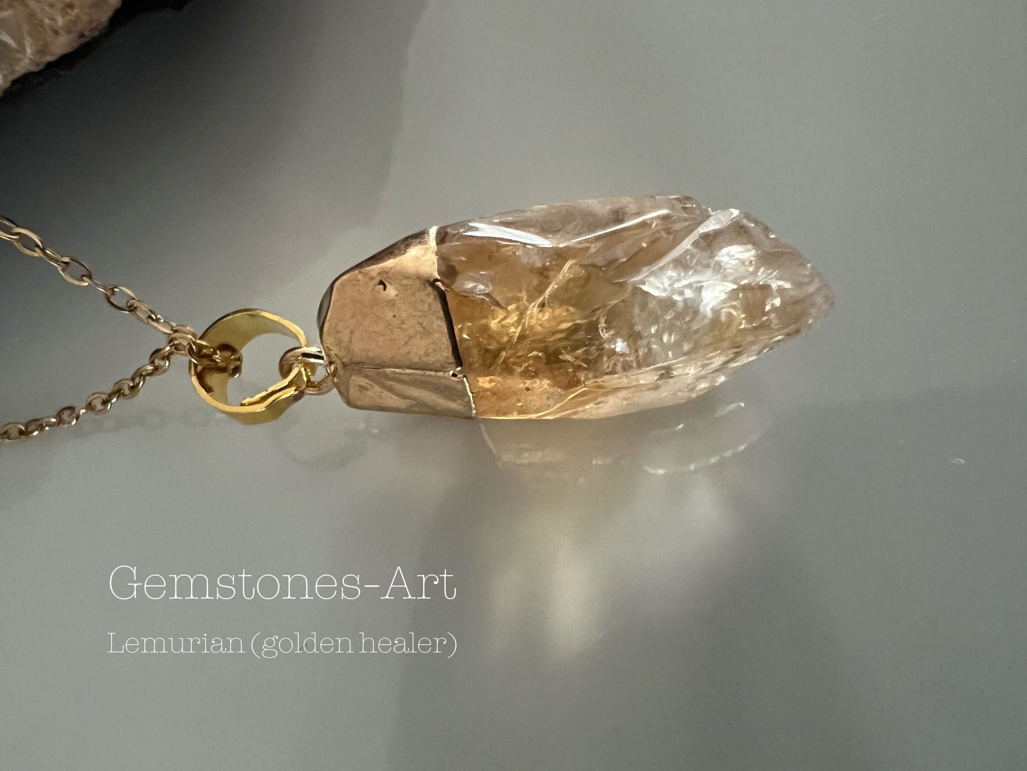 Ketting &amp; hanger - Lemurian / golden healer image 1