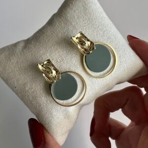 Oorstekers gold olive